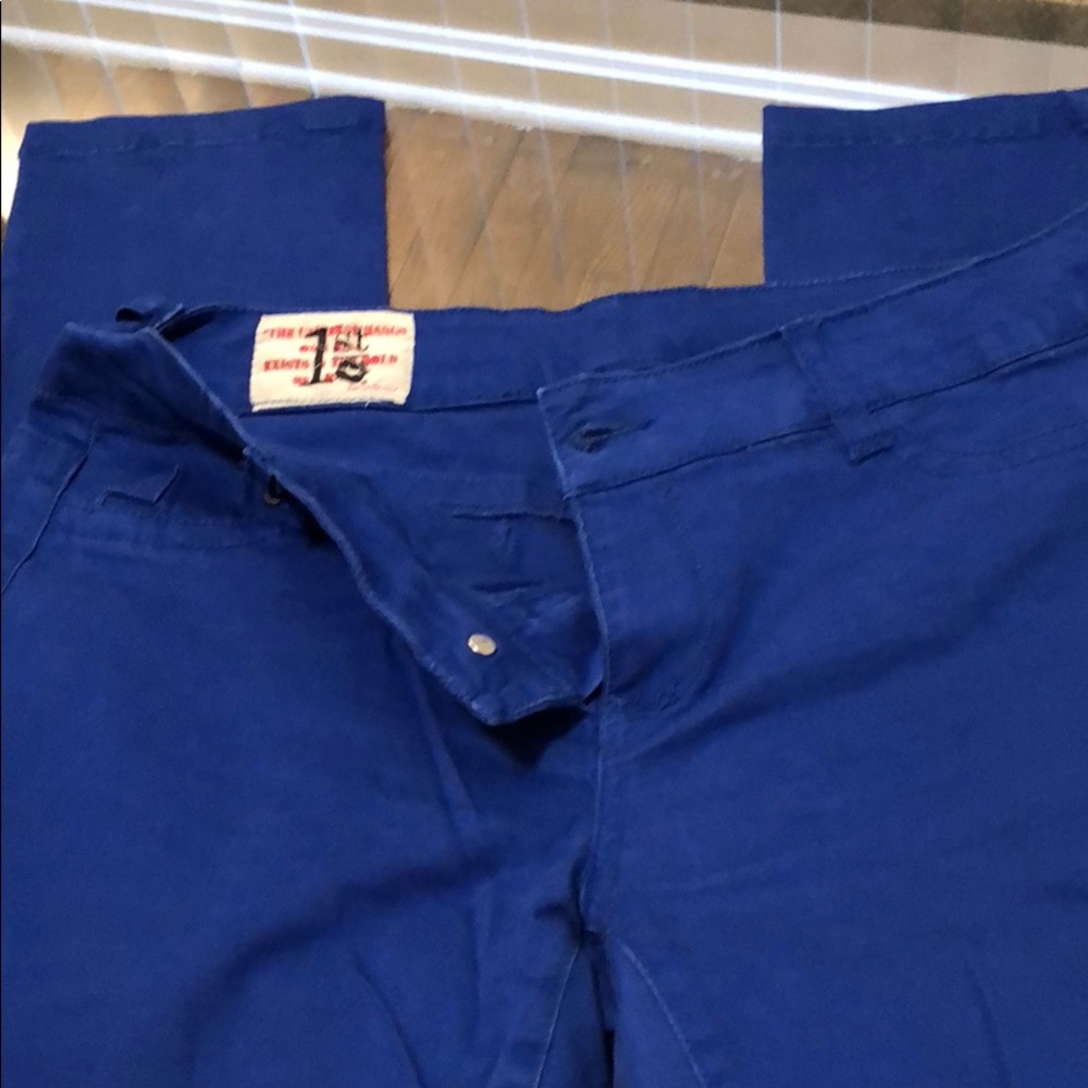 Pants - Picture 2 of 5